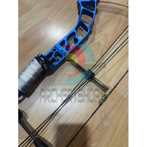 Arco Compound Kinetic Rave - Blu - Regolabile 18-55 lbs -DESTRO (USATO)