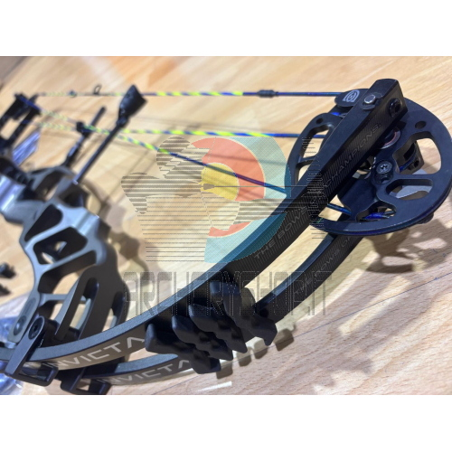 Arco Compound Hoyt Invicta 37" Slate (Destro) - Usato in Ottime Condizioni